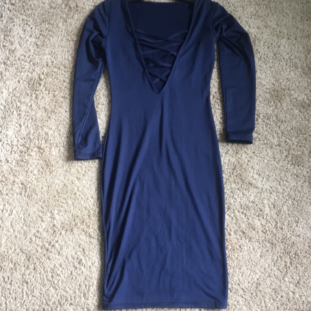 Deep v-neck criss cross dress